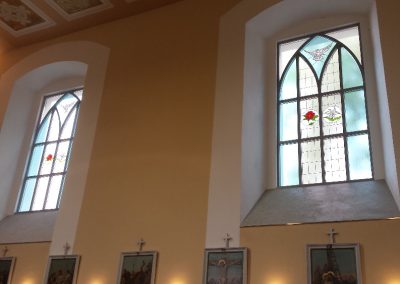 Kostel Větřkovice - gotická hliníková okna
